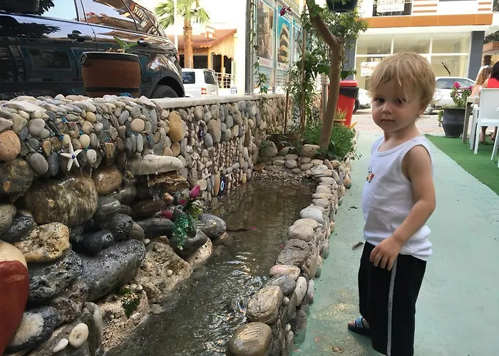 Uc Mevsim Hotel Didim