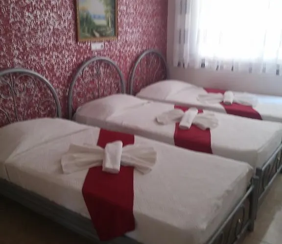 Hotel Uc Mevsim